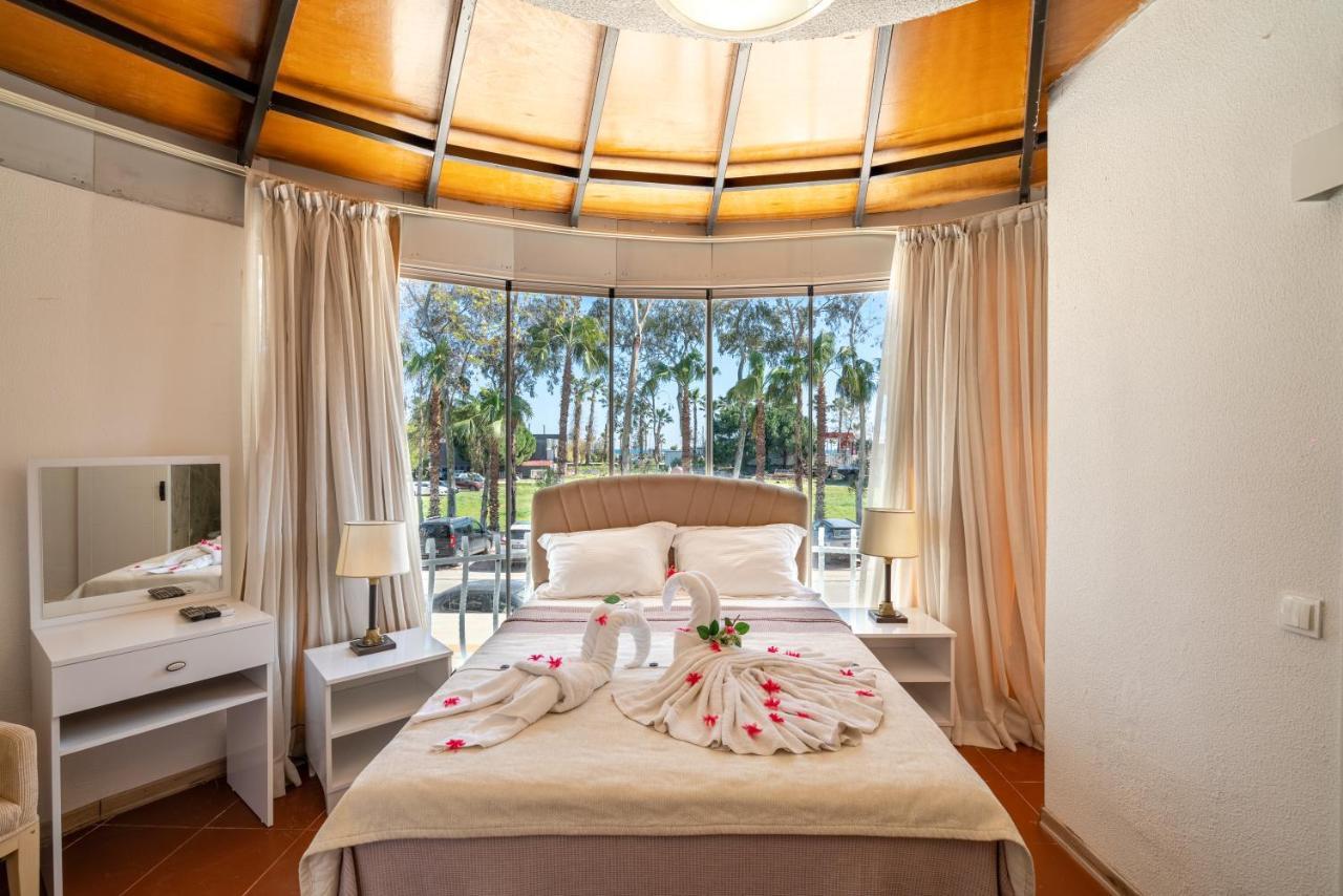 Sare Beach Hotel Анталия Екстериор снимка