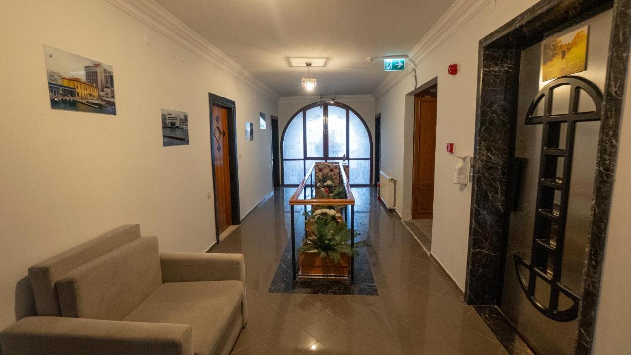 Sare Beach Hotel Анталия Екстериор снимка